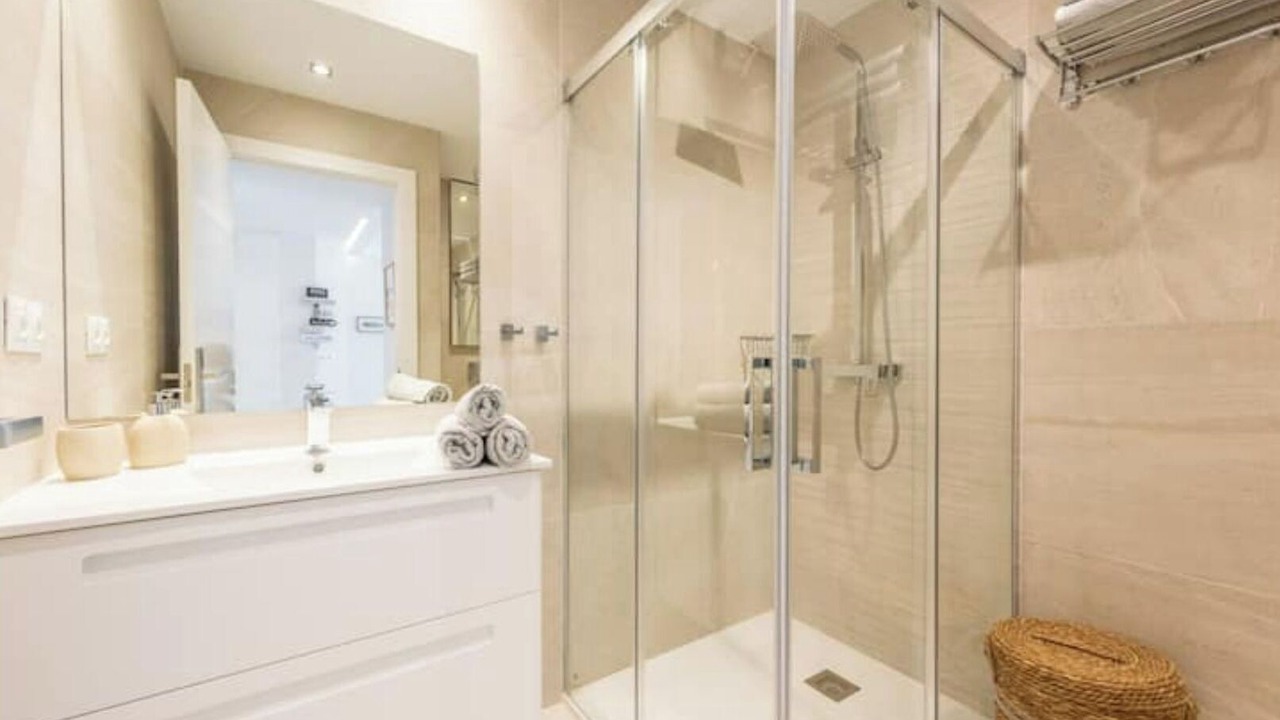 Photo of Bathroom in Golden Mile