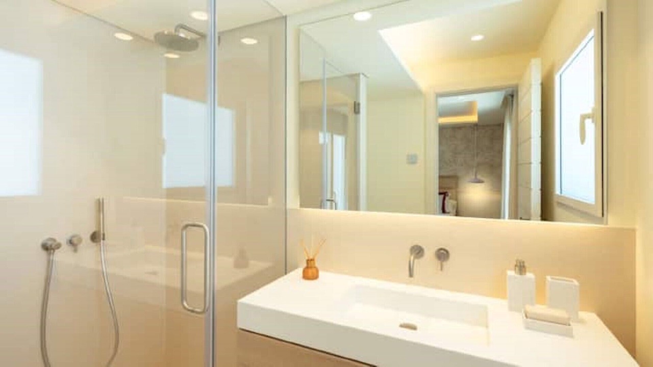 Photo of Bathroom in Golden Mile