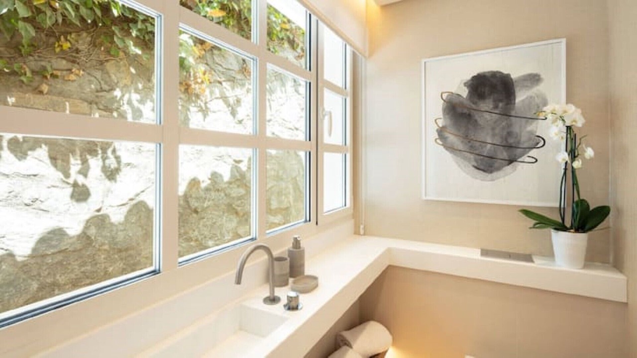 Photo of Bathroom in Golden Mile