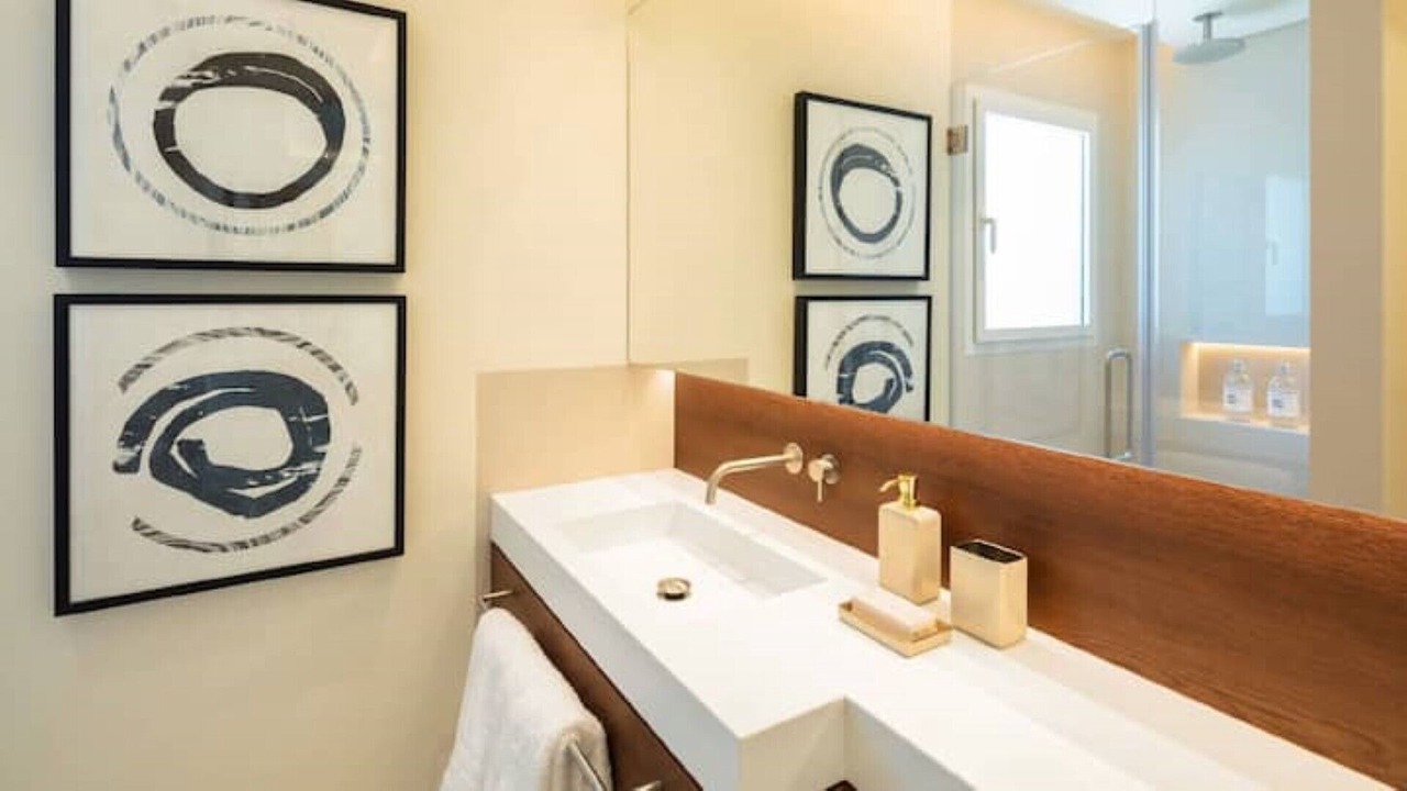 Photo of Bathroom in Golden Mile