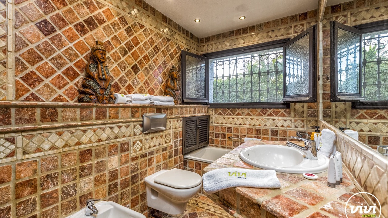Photo of Bathroom in Urbanizacion Costabella