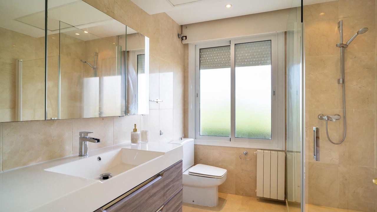 Photo of Bathroom in Elviria