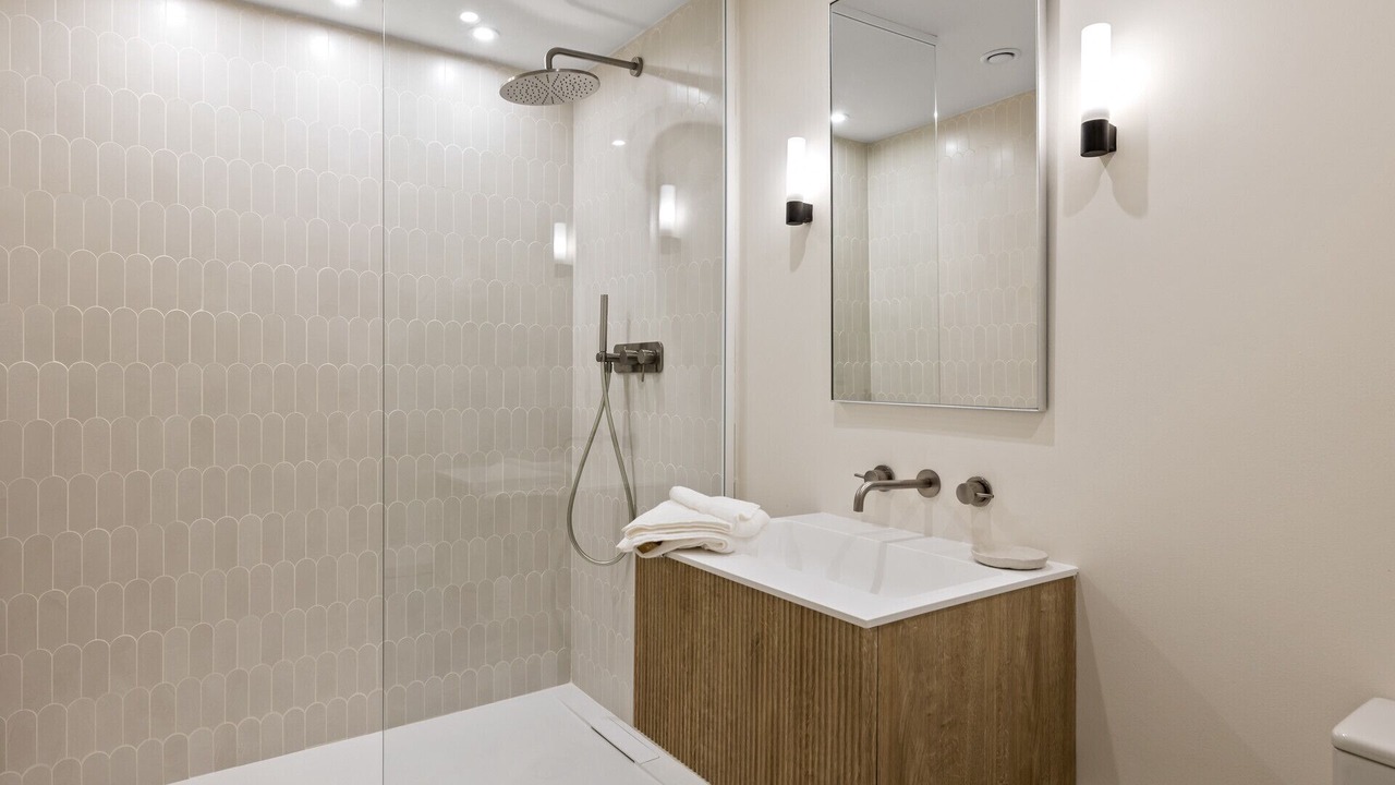 Photo of Bathroom in Urbanizacion Hacienda las Chapas