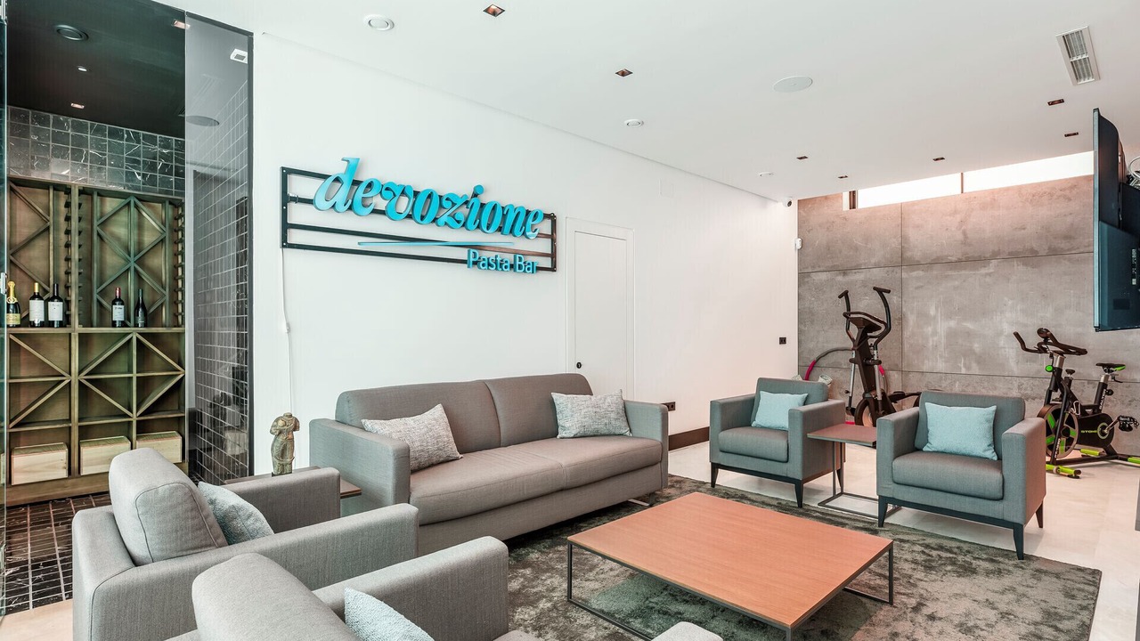 Photo of Livingroom in Golden Mile