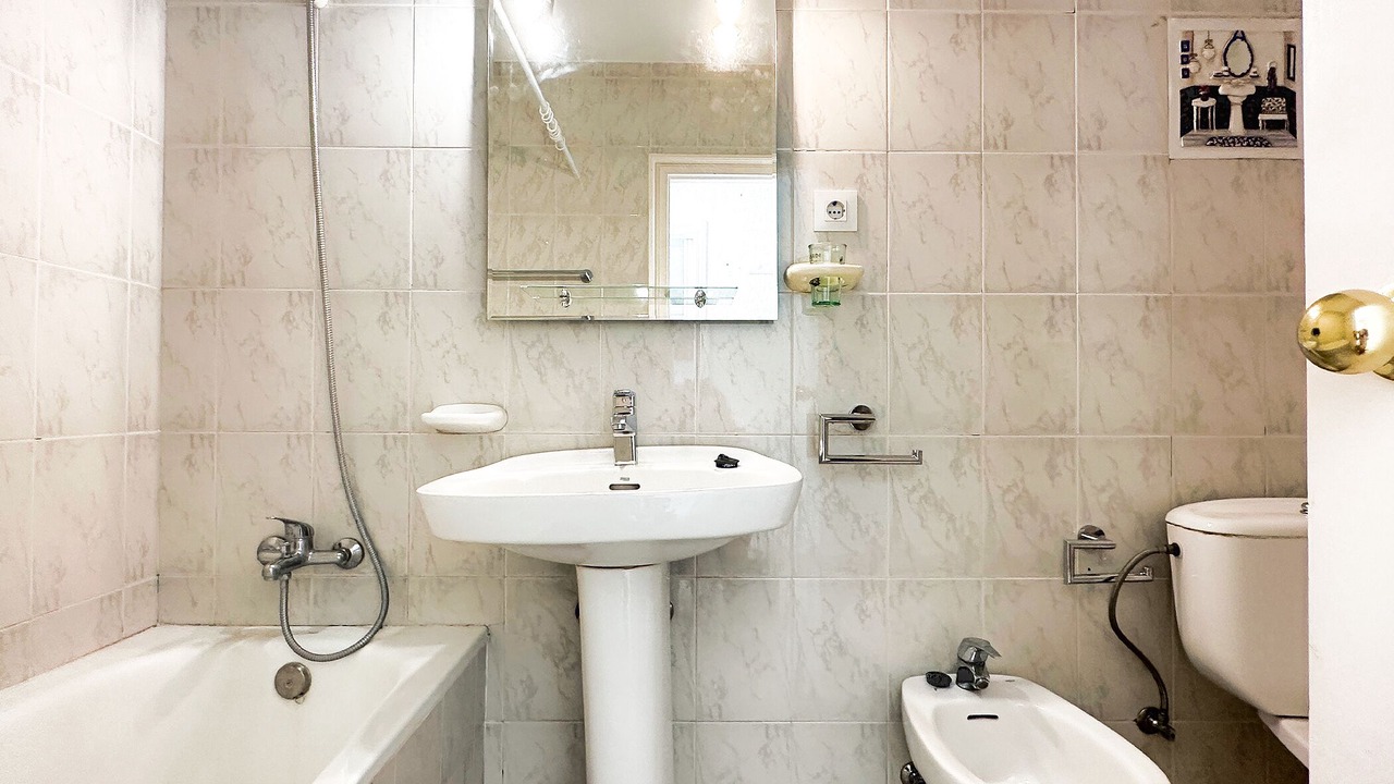Photo of Bathroom in Golden Mile