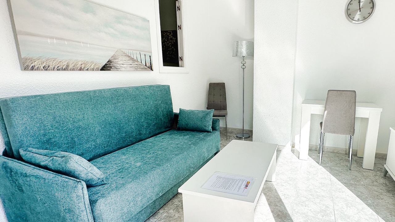 Photo of Livingroom in Golden Mile