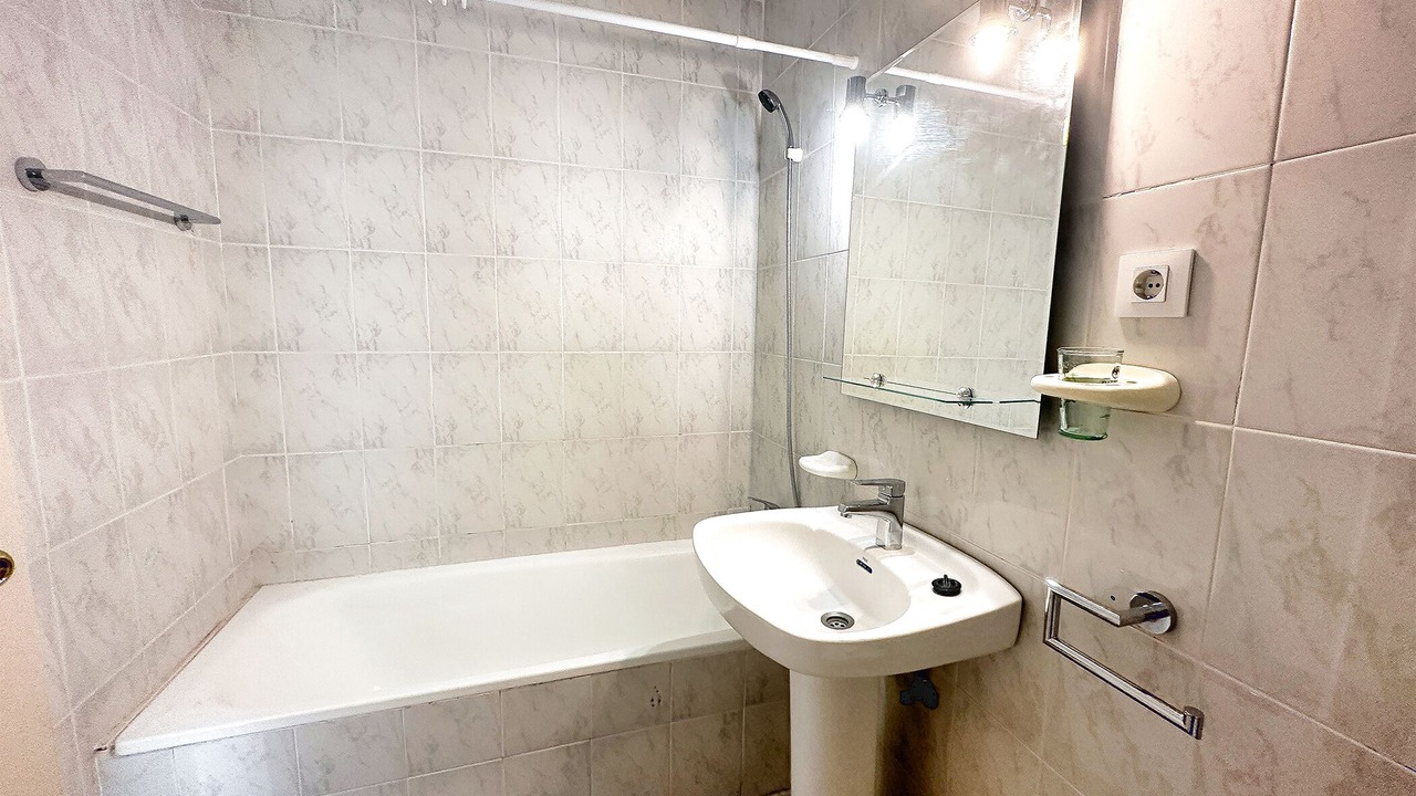 Photo of Bathroom in Golden Mile