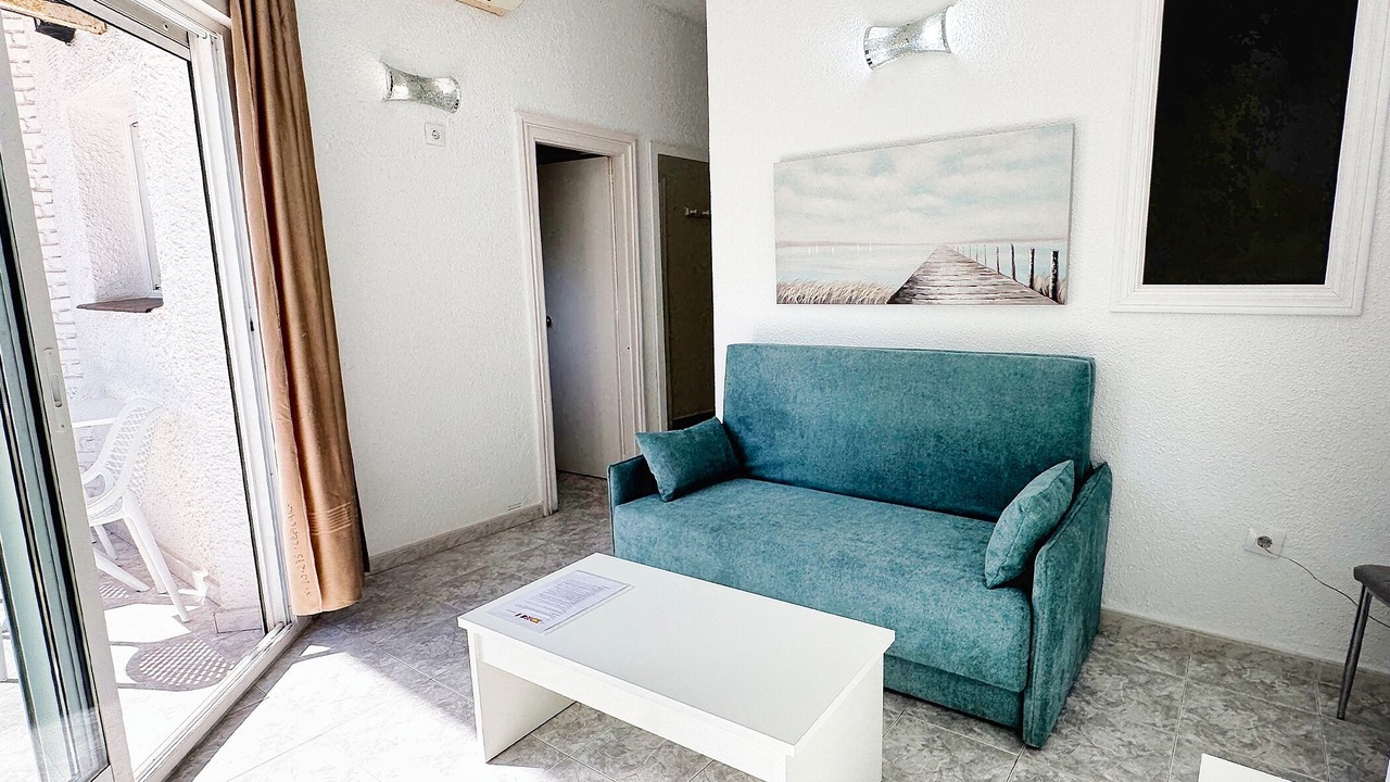 Photo of Livingroom in Golden Mile