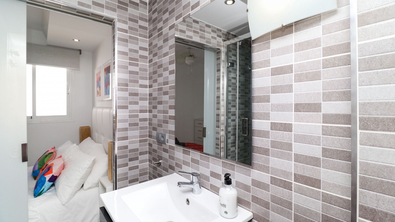 Photo of Bathroom in Urbanizacion Hacienda las Chapas
