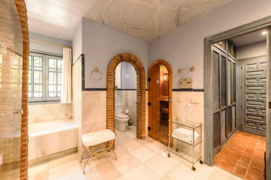 Photo of Bathroom in Puerto Banus