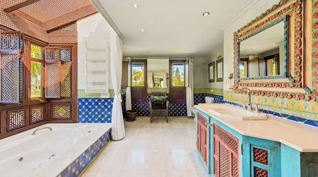 Photo of Bathroom in Puerto Banus