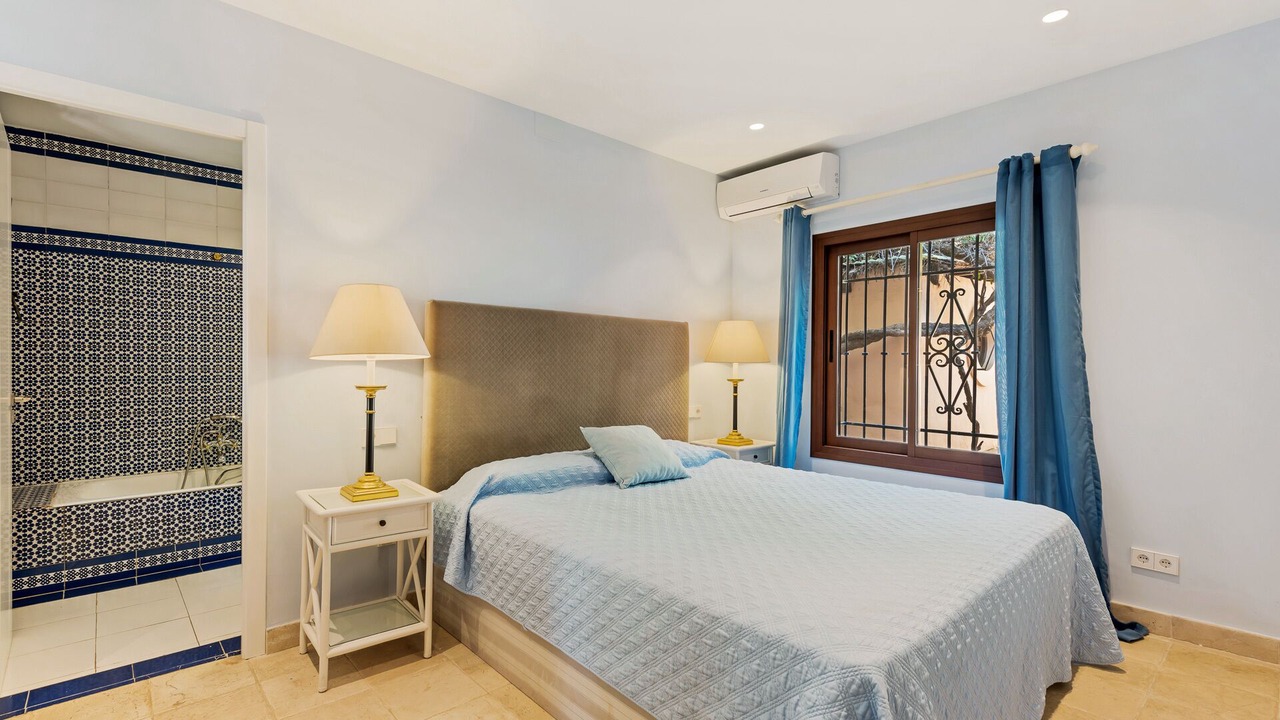 Photo of Bedroom in Puerto Banus