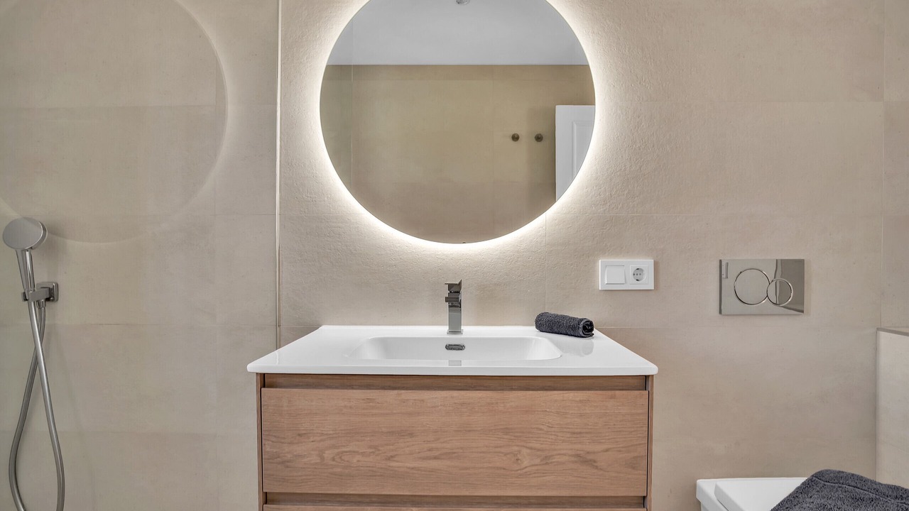 Photo of Bathroom in Golden Mile