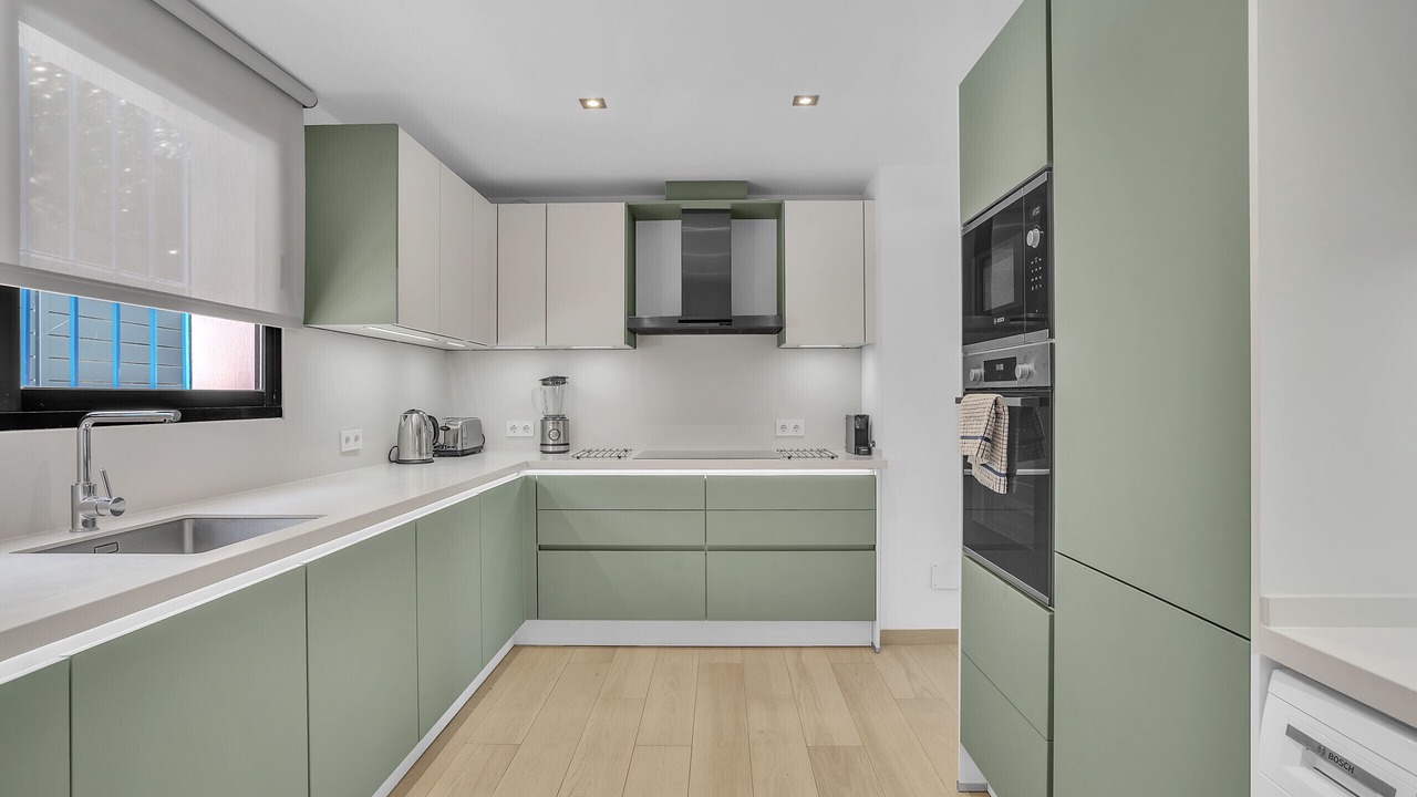 Photo of Kitchen in Golden Mile