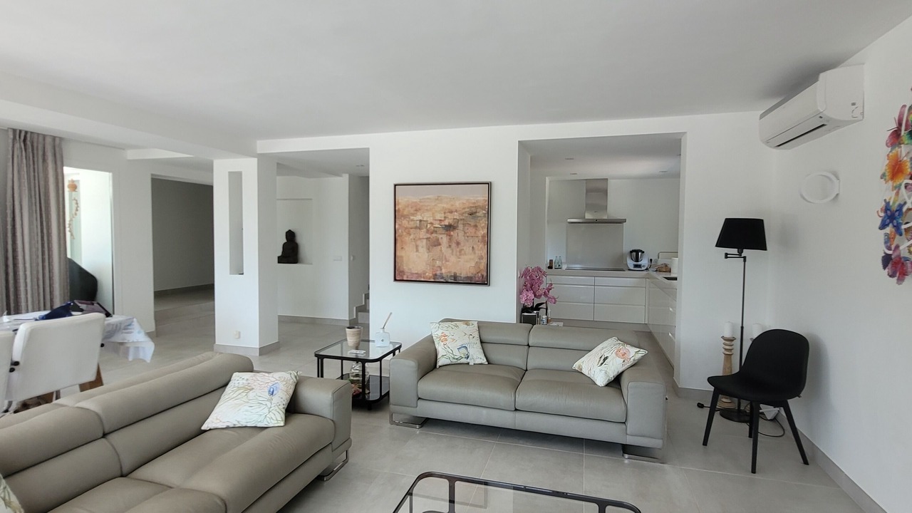 Photo of Livingroom in Urbanizacion Pinos Verdes