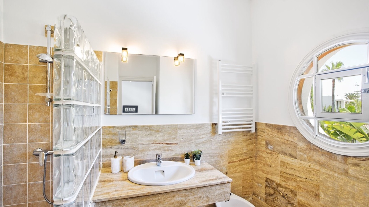 Photo of Bathroom in Carib Playa