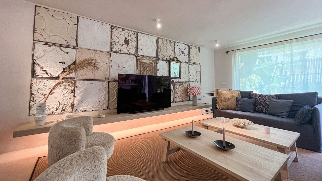 Photo of Livingroom in Golden Mile