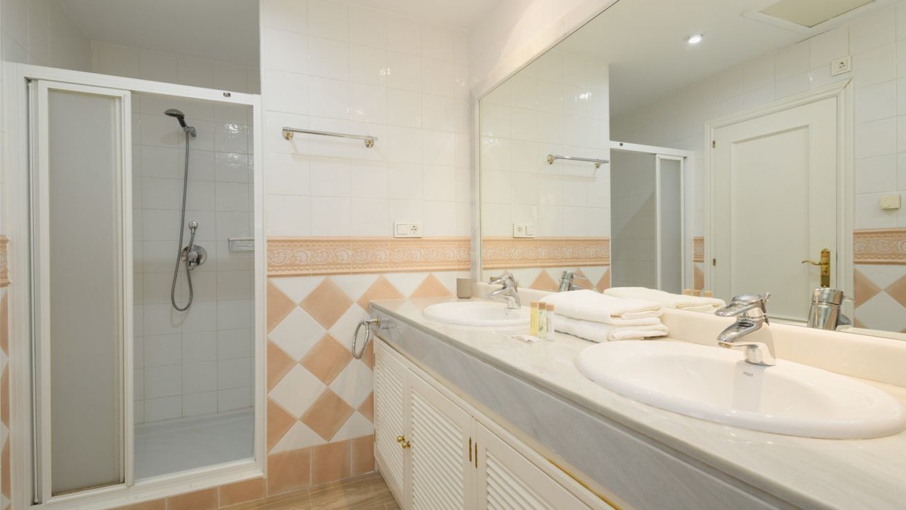 Photo of Bathroom in Nikki Beach