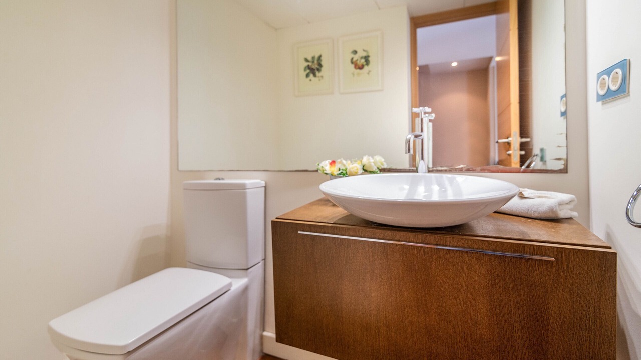 Photo of Bathroom in Golden Mile