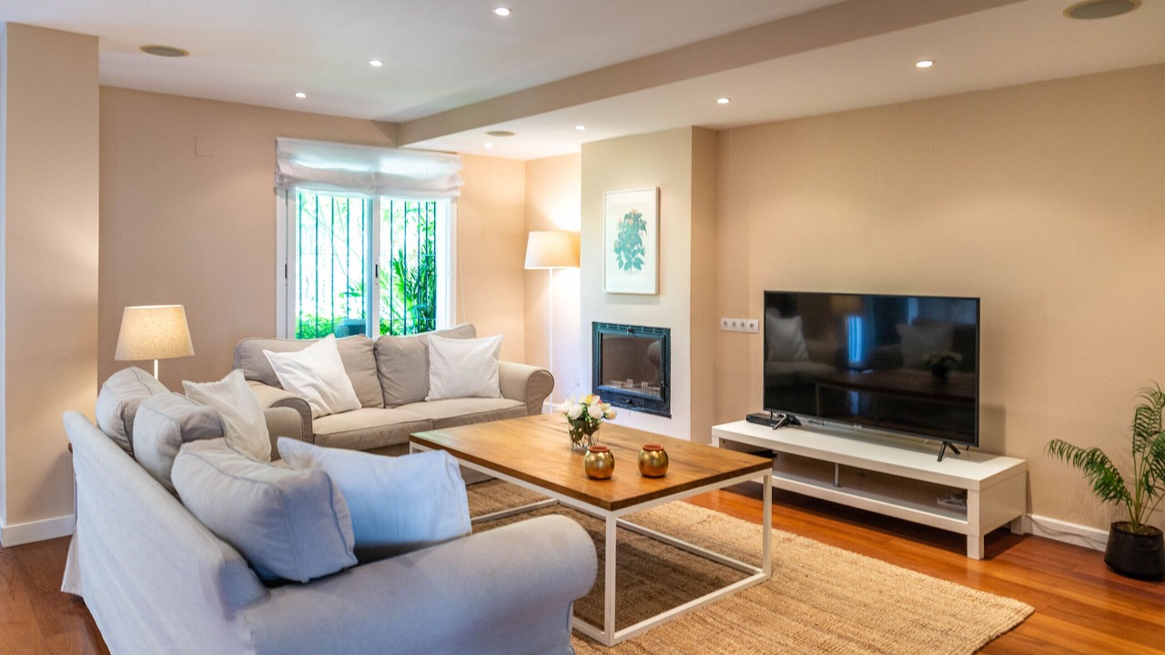 Photo of Livingroom in Golden Mile