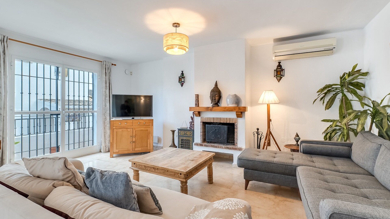 Photo of Livingroom in Urbanizacion Costabella