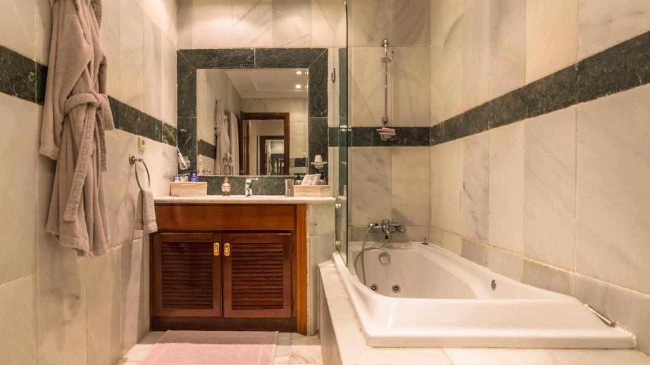 Photo of Bathroom in Puerto Banus