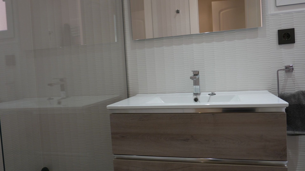 Photo of Bathroom in Golden Mile