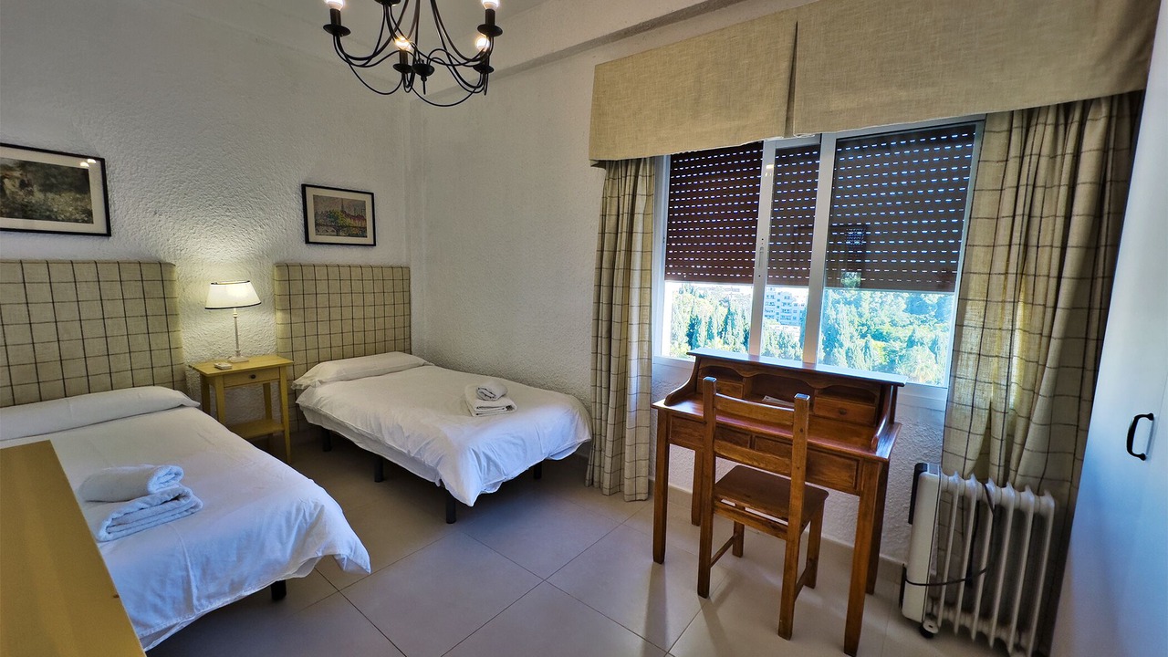Photo of Bedroom in Marbella City Centre