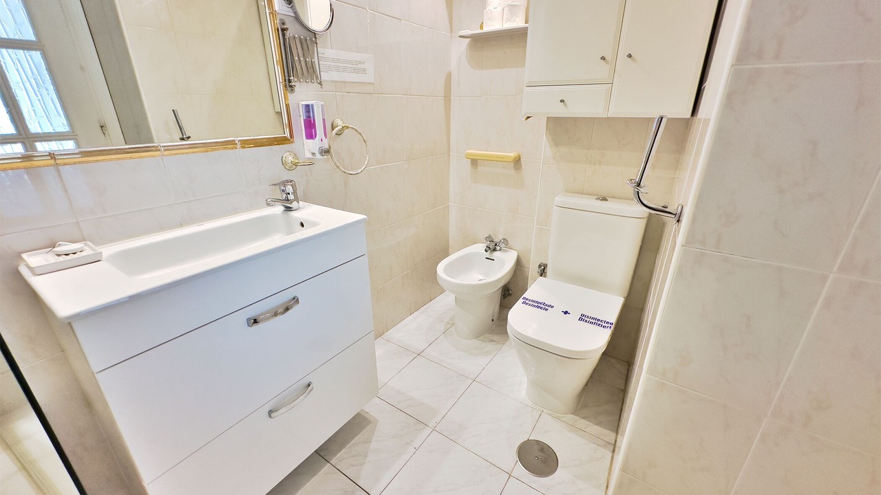 Photo of Bathroom in Golden Mile