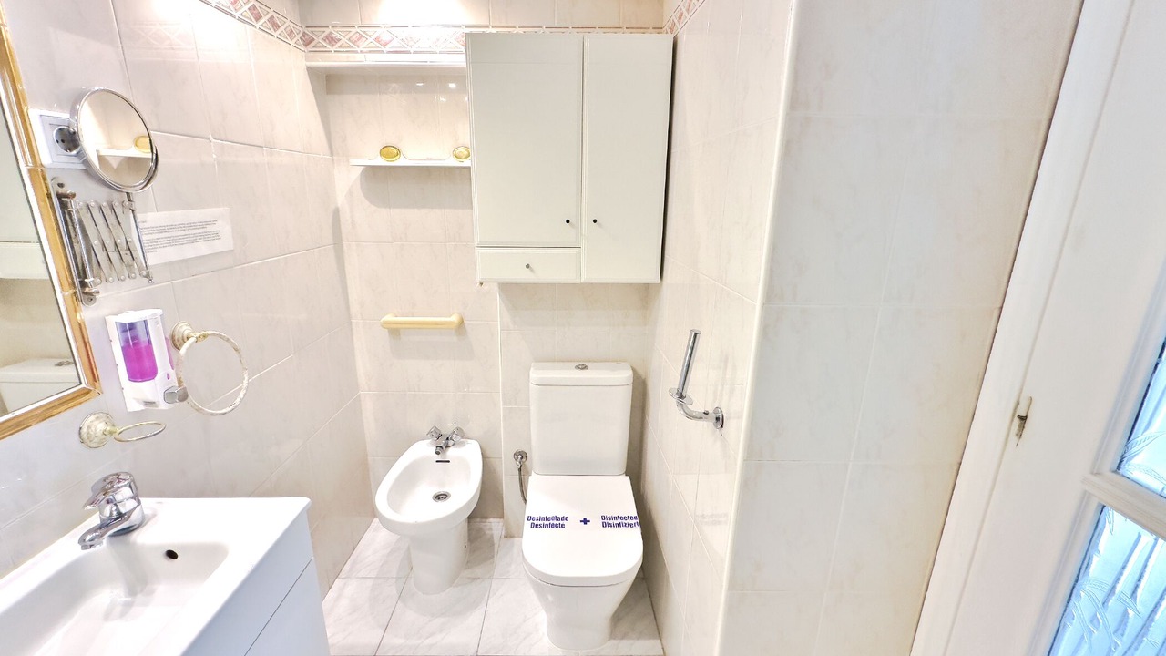 Photo of Bathroom in Golden Mile