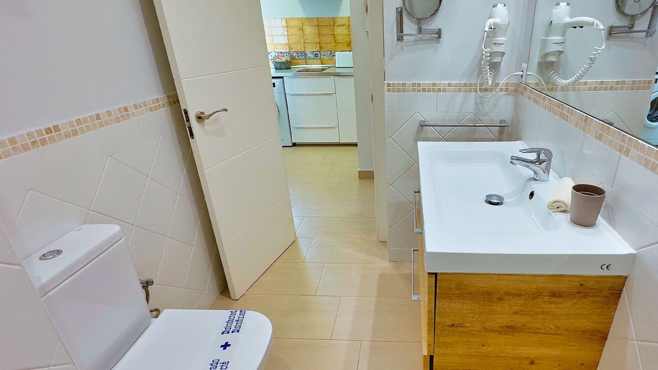 Photo of Bathroom in Golden Mile