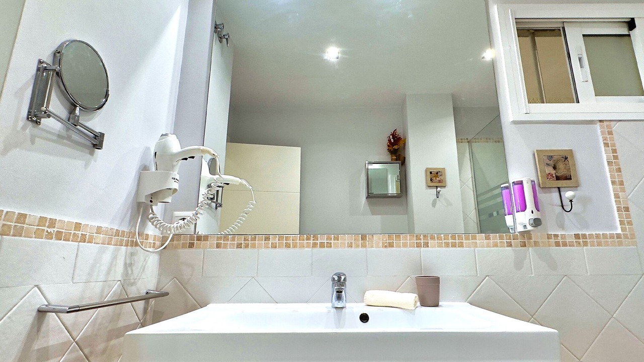 Photo of Bathroom in Golden Mile