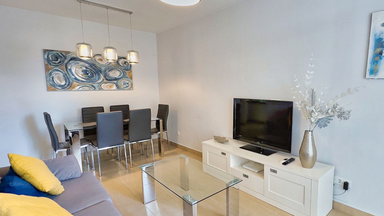 Photo of Livingroom in Golden Mile