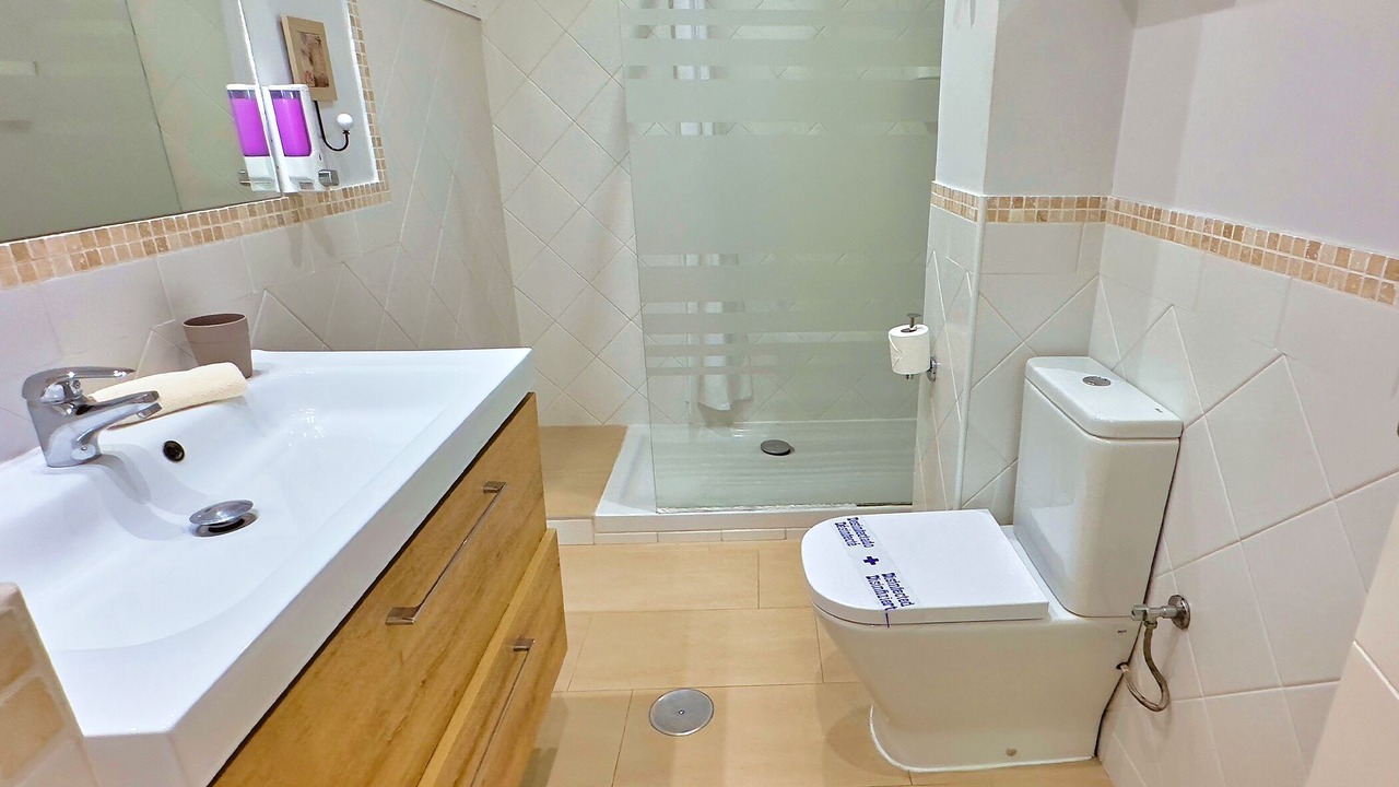Photo of Bathroom in Golden Mile
