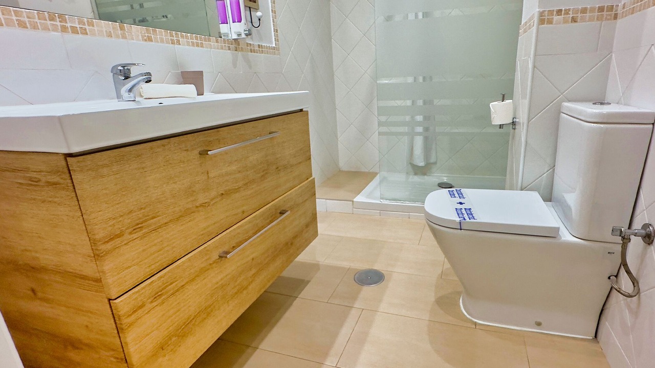 Photo of Bathroom in Golden Mile
