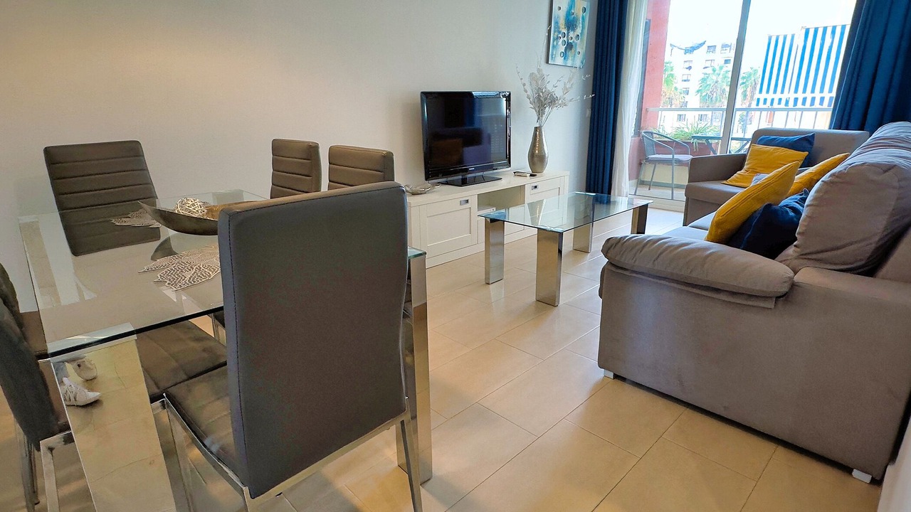 Photo of Livingroom in Golden Mile