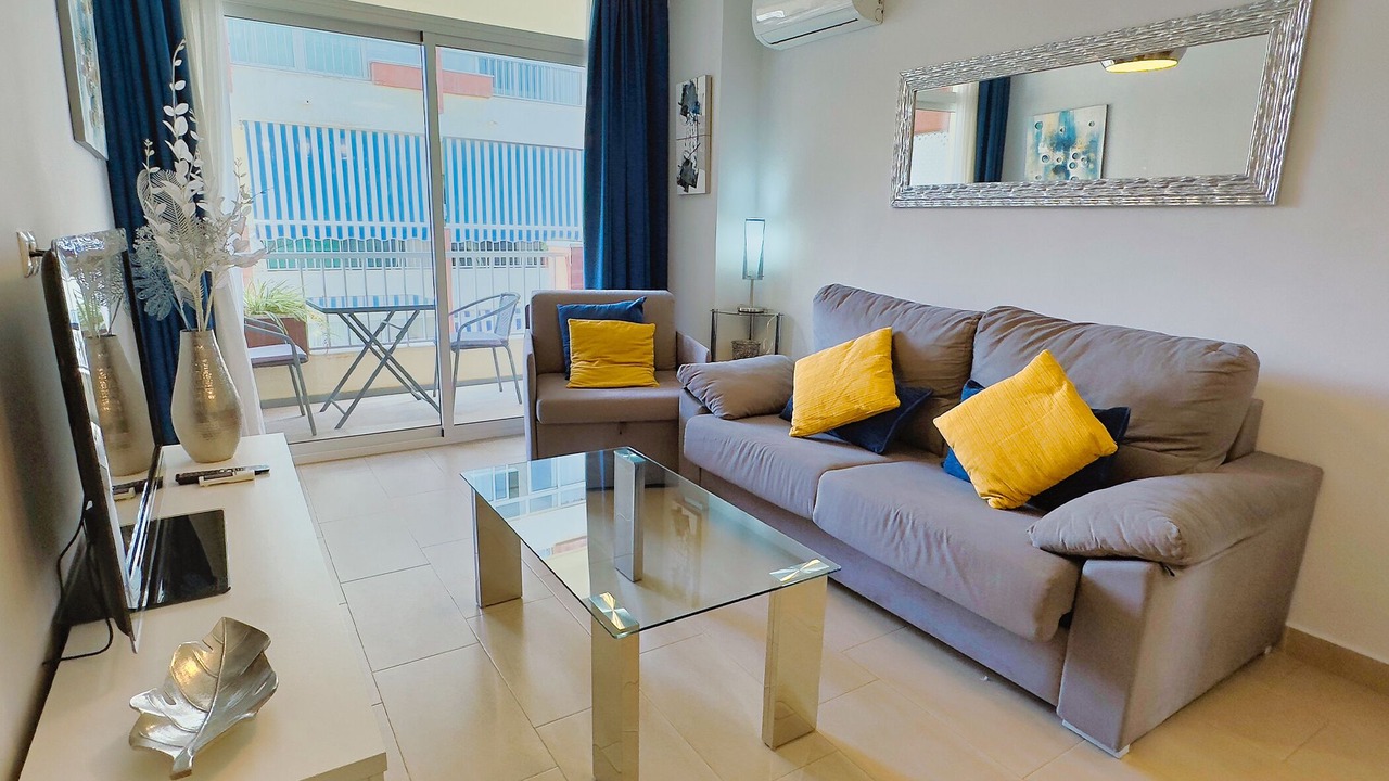 Photo of Livingroom in Golden Mile