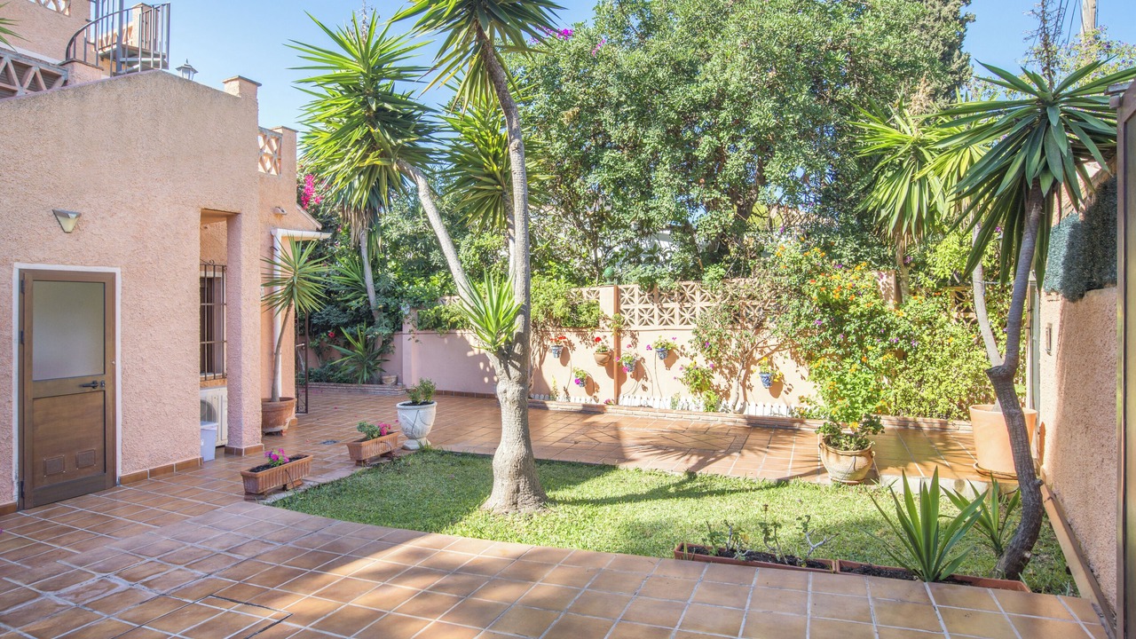 Photo of Outdoor in Urbanizacion Costabella