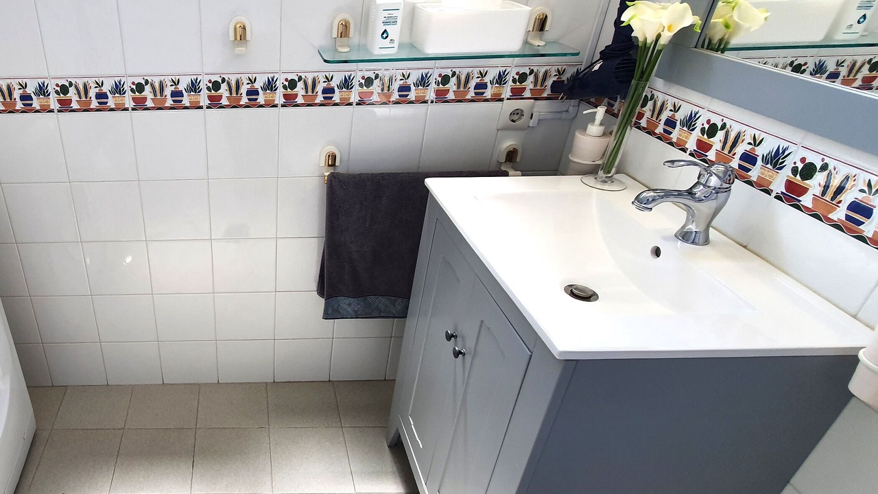 Photo of Bathroom in Golden Mile