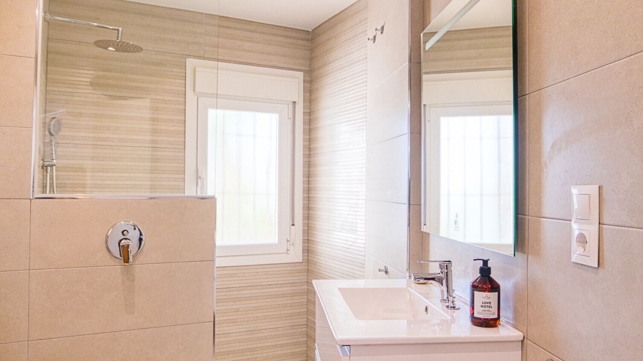 Photo of Bathroom in Cabopino
