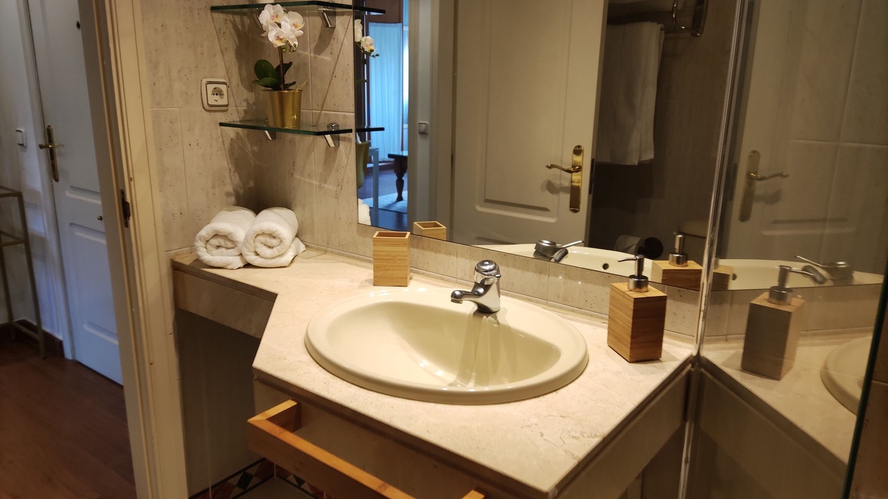 Photo of Bathroom in Marbella City Centre