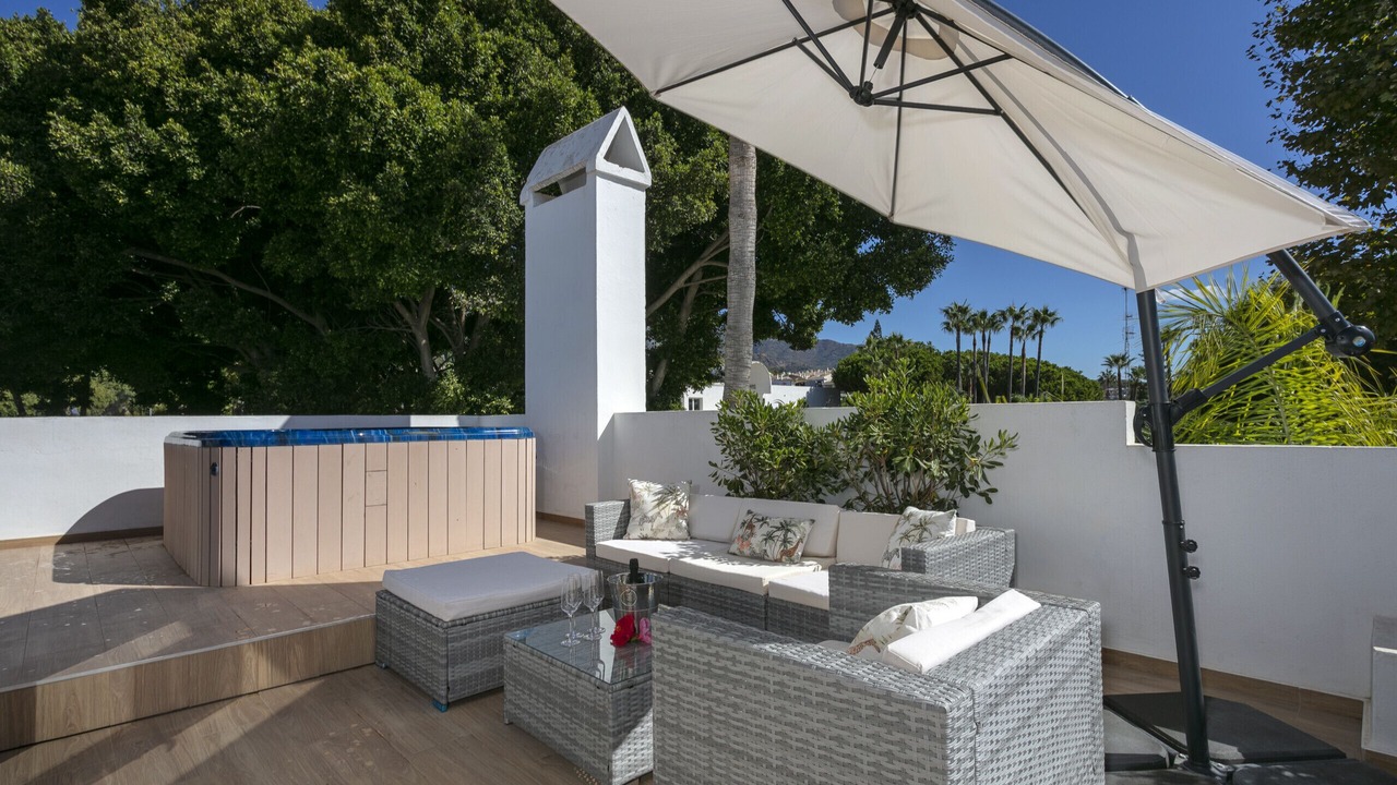 Photo of Patio Balcony in Golden Mile