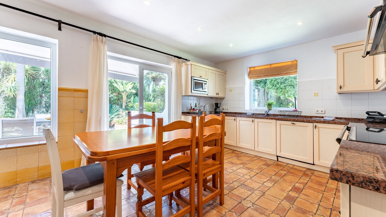 Photo of Kitchen in Urbanizacion Marbessa