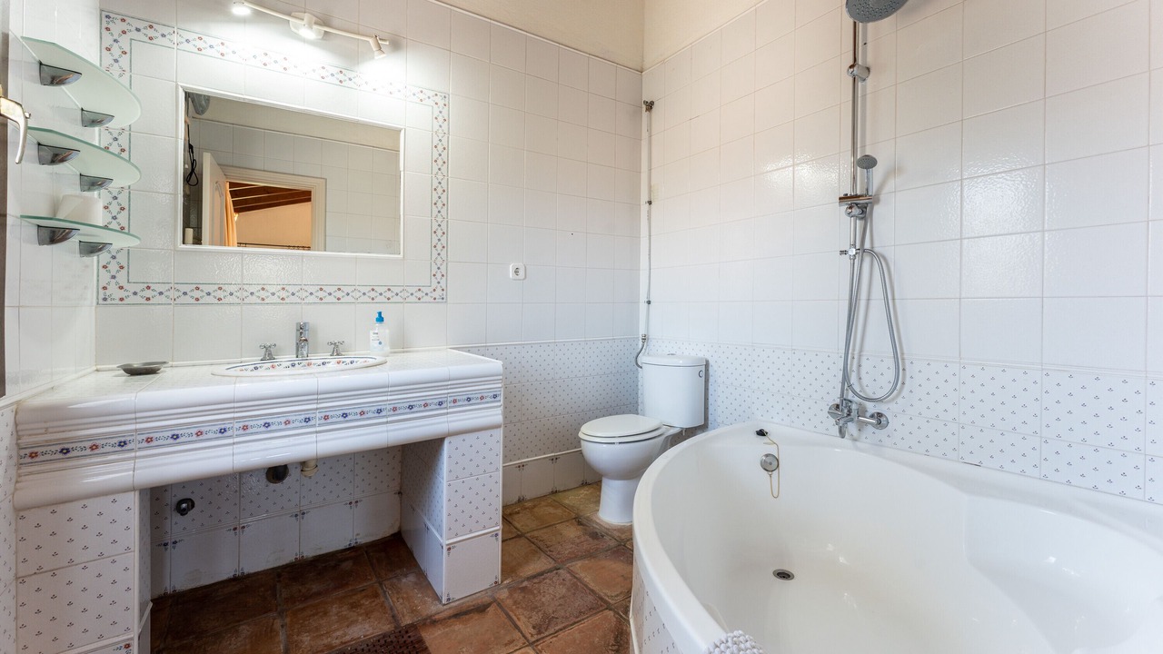 Photo of Bathroom in Urbanizacion Marbessa