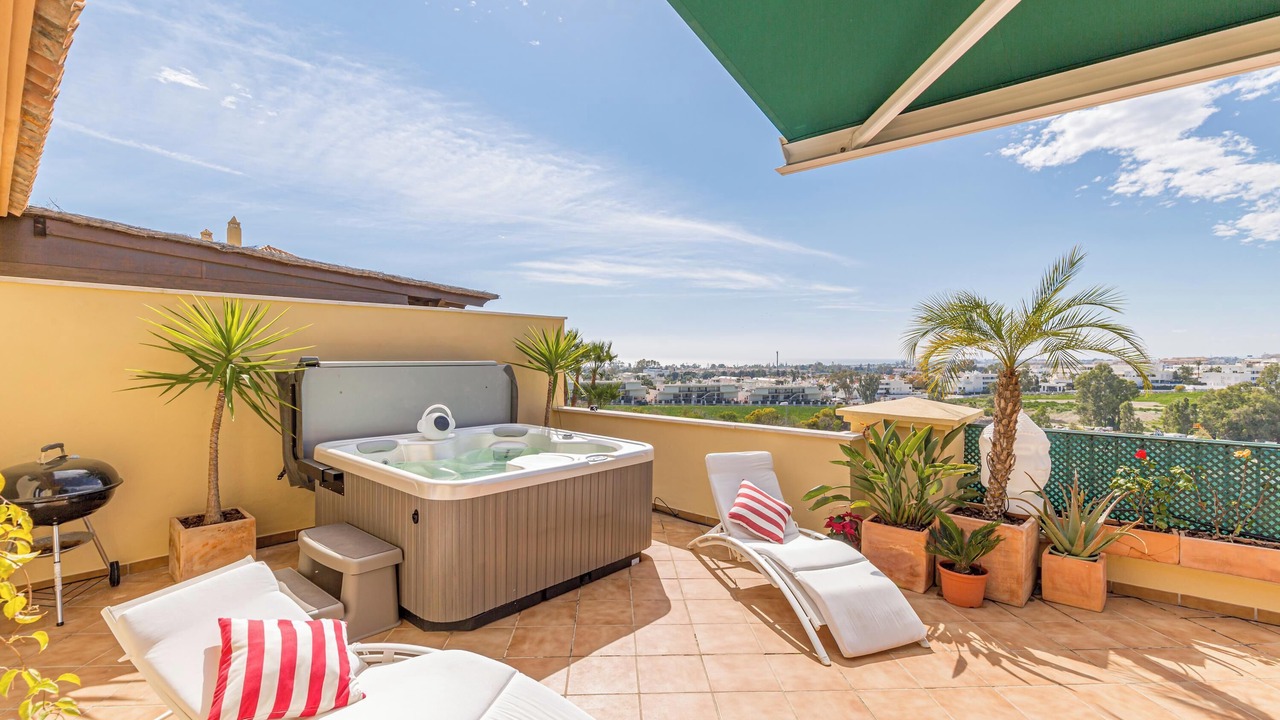 Photo of Patio Balcony in Nueva Andalucia