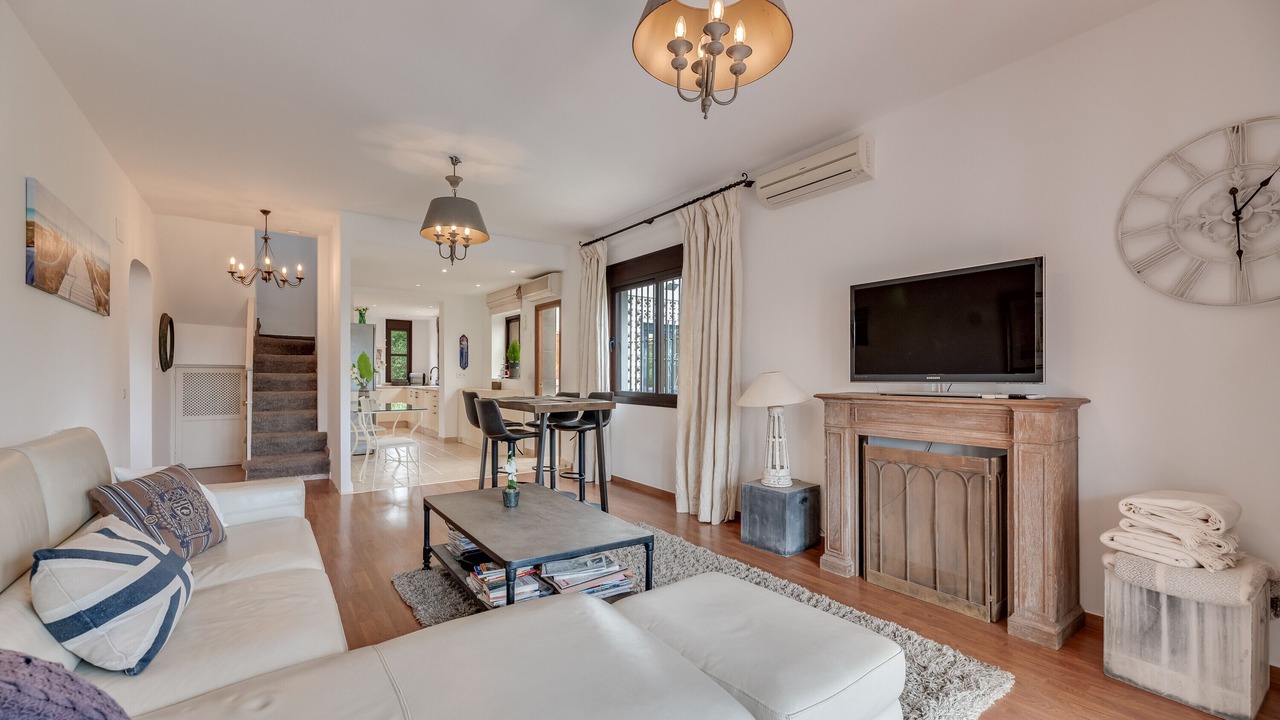 Photo of Livingroom in Carib Playa
