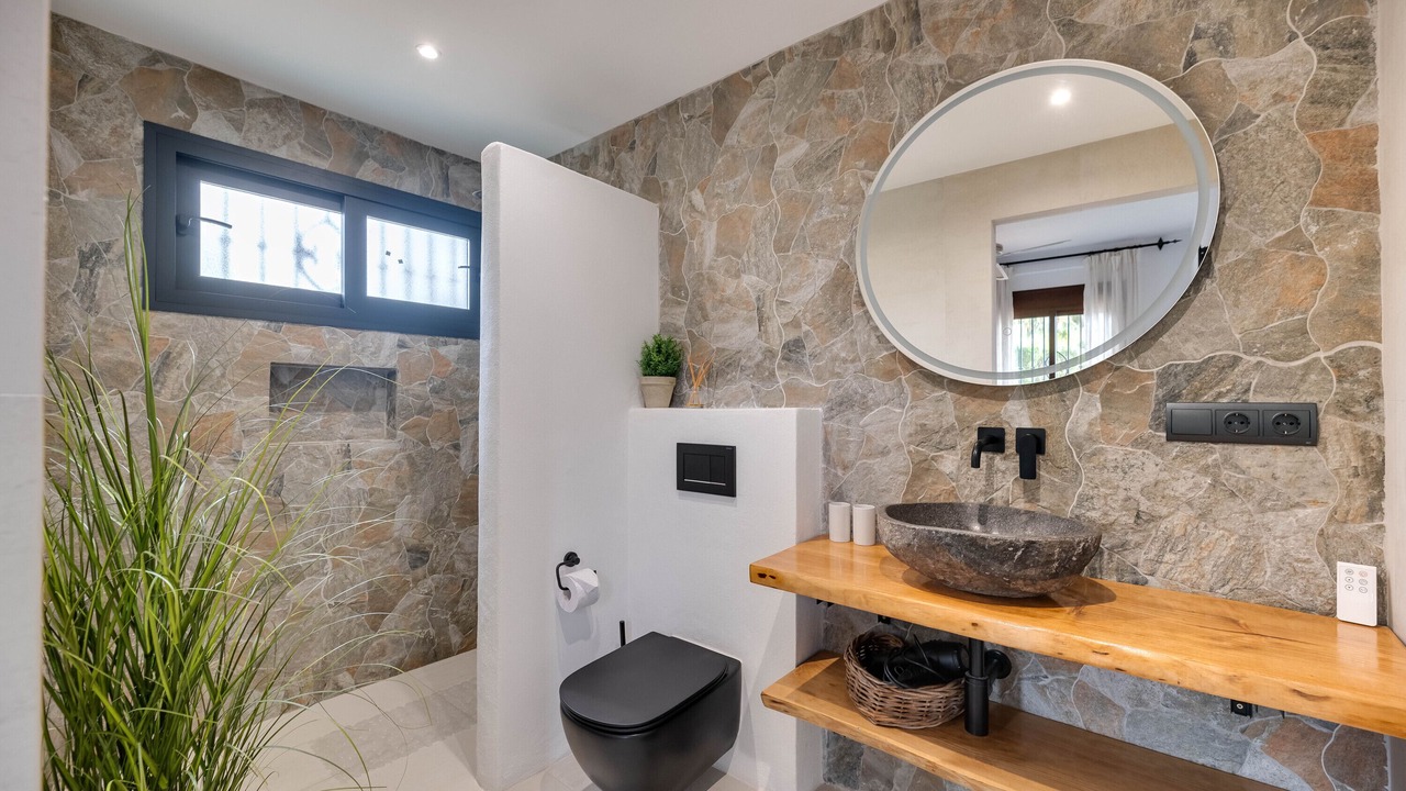 Photo of Bathroom in Carib Playa