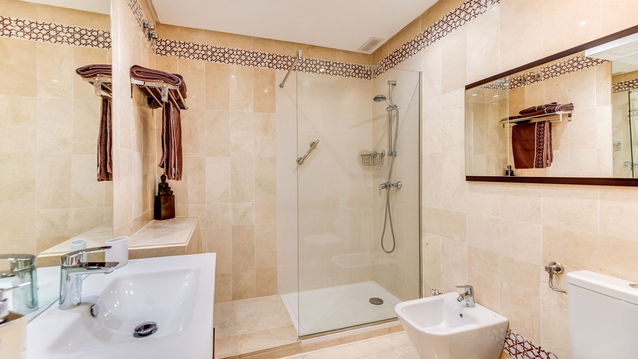 Photo of Bathroom in Puerto Banus