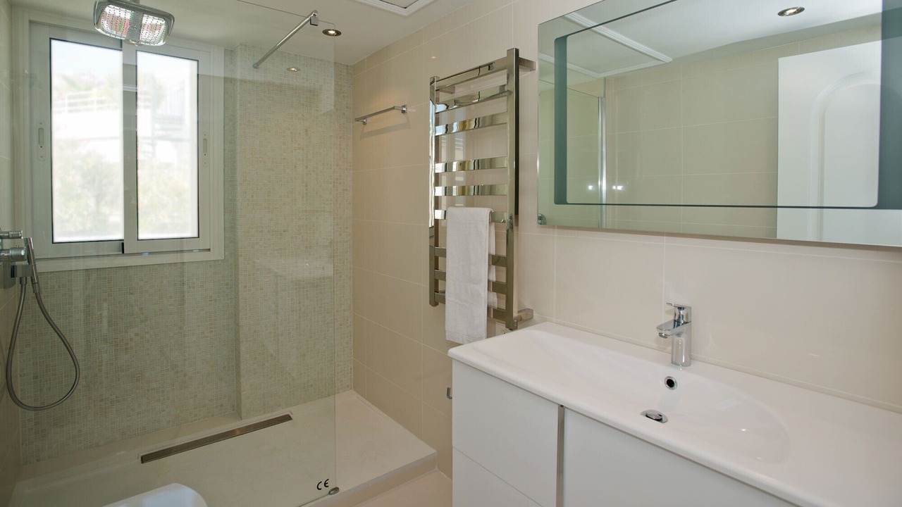 Photo of Bathroom in Golden Mile