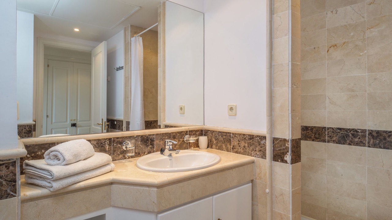 Photo of Bathroom in Elviria